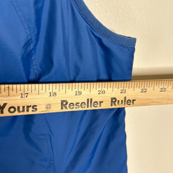 L.L. bean ladies navy blue vest fall winter soft cozy size Large lined cute - Picture 10 of 14